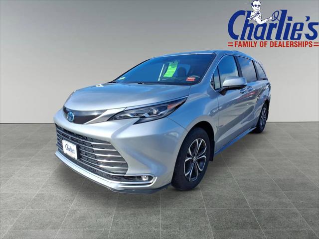 2025 Toyota Sienna Platinum for sale in Augusta, ME