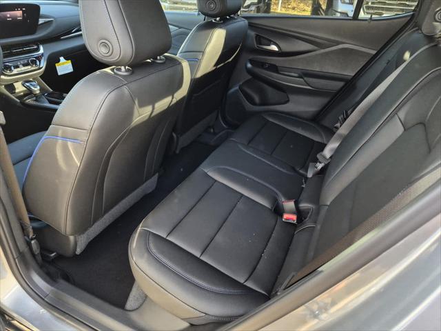 2026 Buick NV Sport Touring FWD
