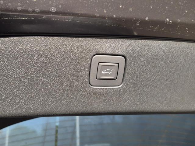 2026 Buick NV Sport Touring FWD