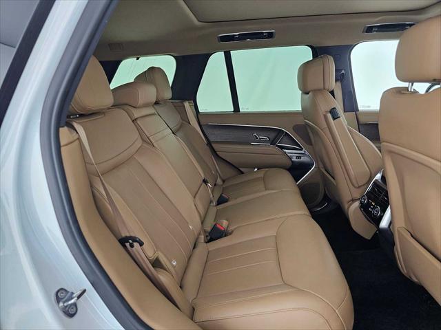 2023 Land Rover Range Rover P530 SE