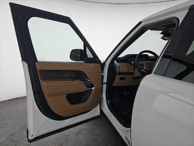 2023 Land Rover Range Rover P530 SE