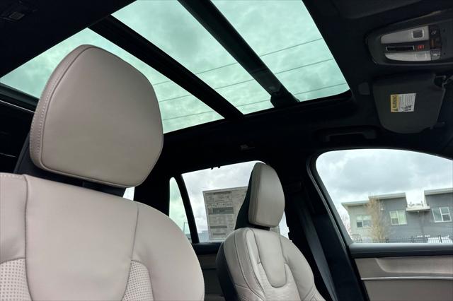 2026 Volvo XC90 Plug-In Hybrid Ultra Dark Theme, T8 AWD, Electric/Gasoline, 7 Seats