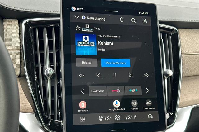 2026 Volvo XC90 Plug-In Hybrid Ultra Dark Theme, T8 AWD, Electric/Gasoline, 7 Seats