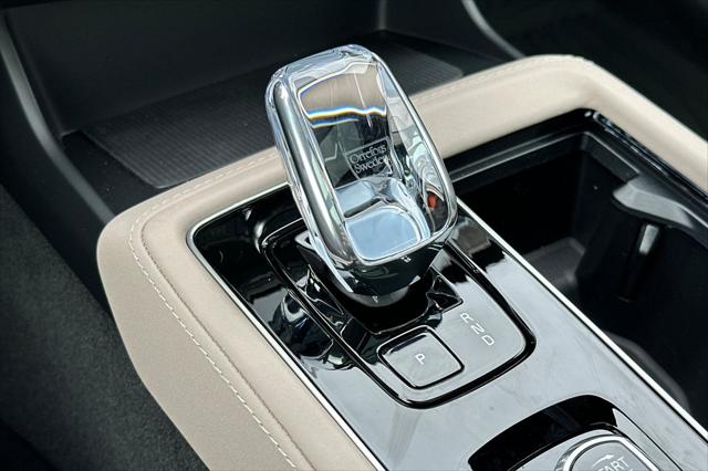 2026 Volvo XC90 Plug-In Hybrid Ultra Dark Theme, T8 AWD, Electric/Gasoline, 7 Seats