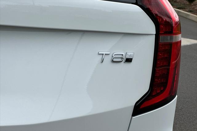 2026 Volvo XC90 Plug-In Hybrid Ultra Dark Theme, T8 AWD, Electric/Gasoline, 7 Seats