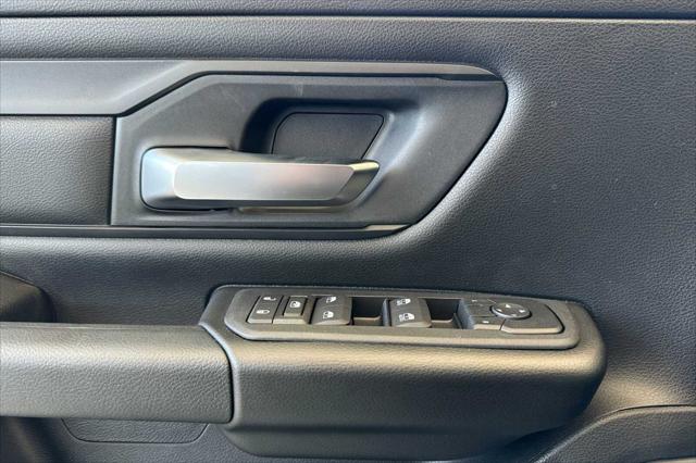 2026 Ram 1500 Express Crew Cab 4x4 5'7" Box