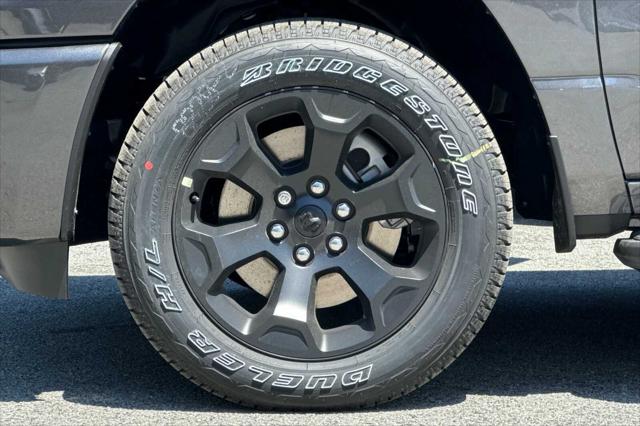 2026 Ram 1500 Express Crew Cab 4x4 5'7" Box
