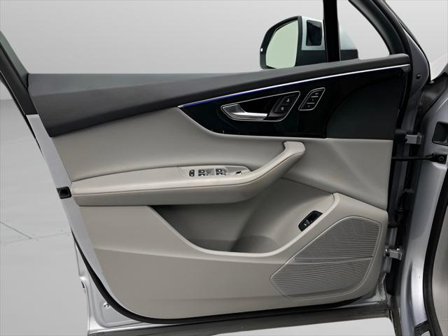 2022 Audi Q7 Premium Plus 55 TFSI quattro Tiptronic