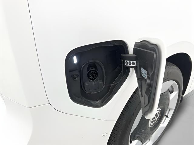 2025 Volkswagen ID. Buzz Pro S