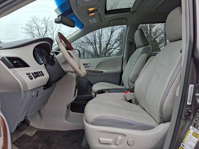 2014 Toyota Sienna Limited 7 Passenger