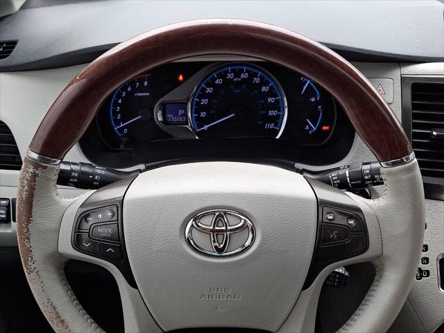 2014 Toyota Sienna Limited 7 Passenger