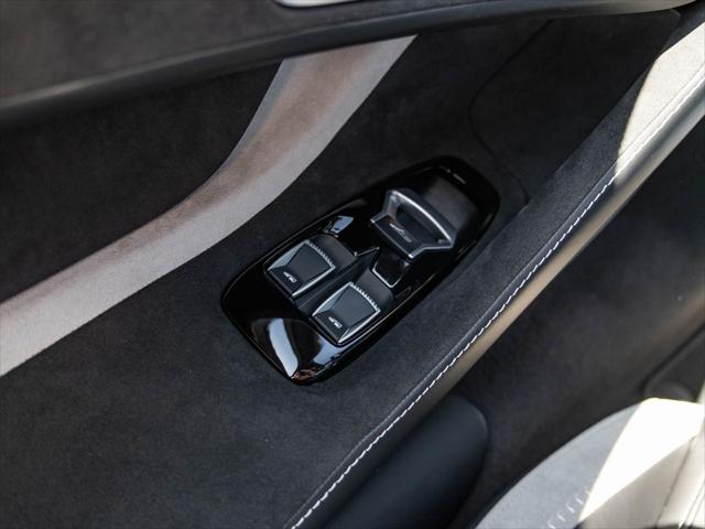 2026 McLaren GT Unknown