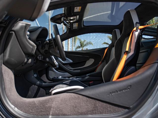 2026 McLaren GT Unknown