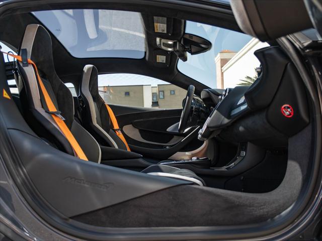 2026 McLaren GT Unknown