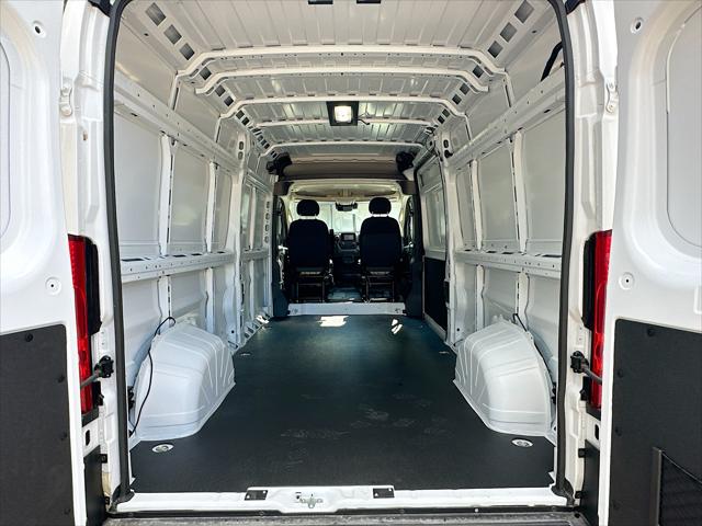 2026 Ram ProMaster 2500 Cargo Van Tradesman High Roof 159 WB w/Pass Seat