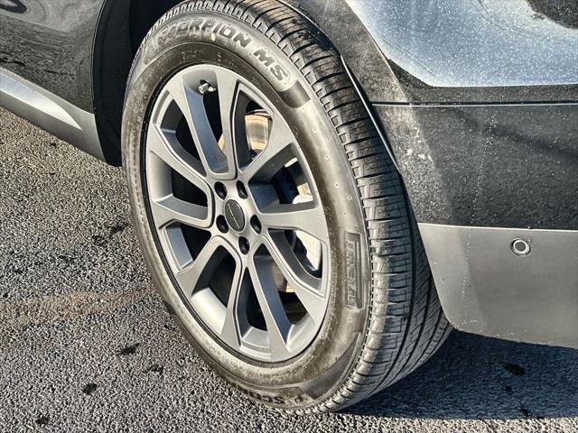 2026 Land Rover Range Rover Sport P360 SE