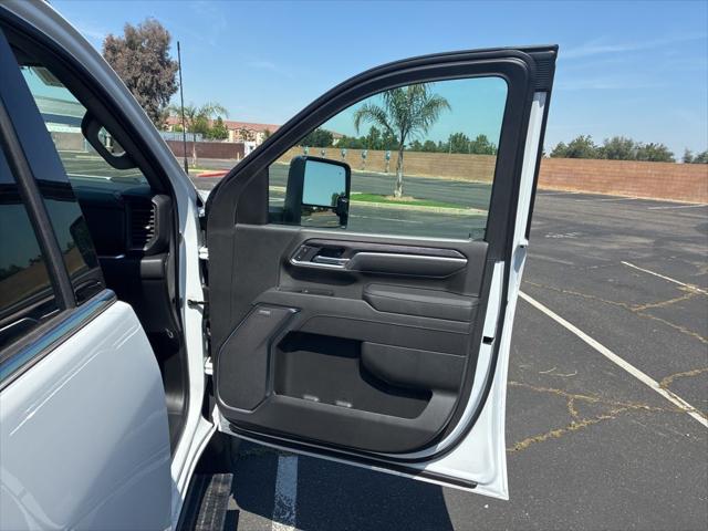 2026 Chevrolet Silverado 3500HD Crew Cab, Long Bed, LTZ Dual Rear Wheel, RWD