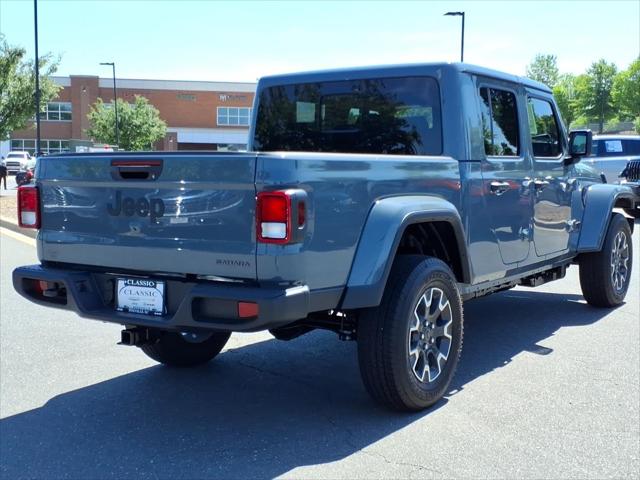 2026 Jeep Gladiator GLADIATOR SAHARA 4X4 2026 Jeep Gladiator GLADIATOR SAHARA 4X4