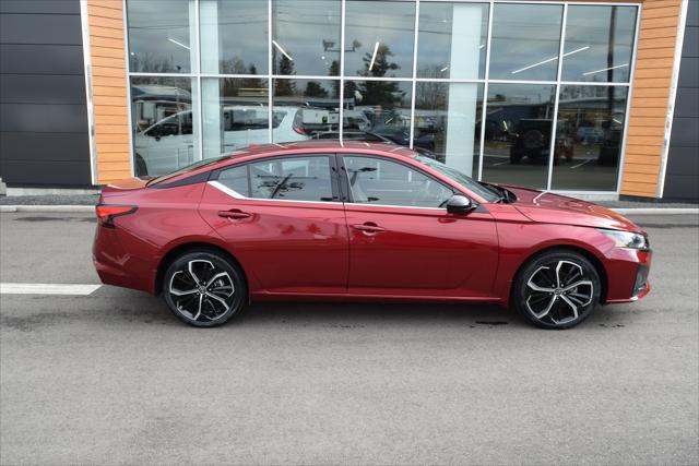 2023 Nissan Altima SR Intelligent AWD 2023 Nissan Altima SR Intelligent AWD