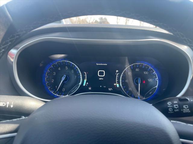 2026 Chrysler Voyager LX