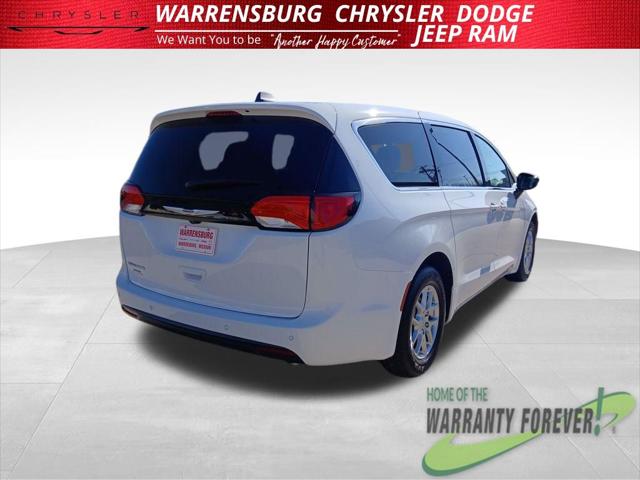 2026 Chrysler Voyager LX