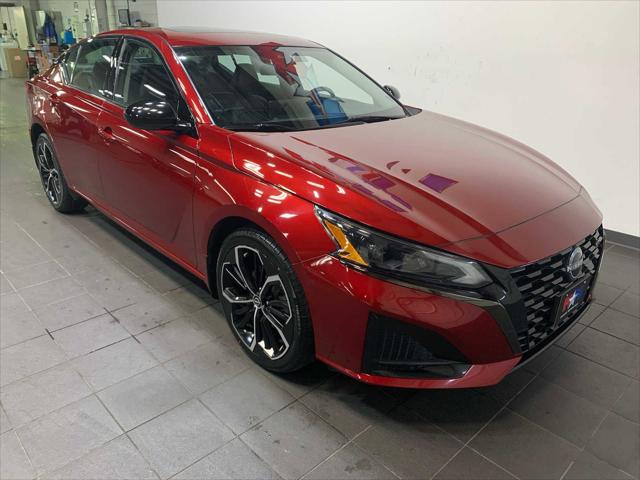 2023 Nissan Altima SR Intelligent AWD