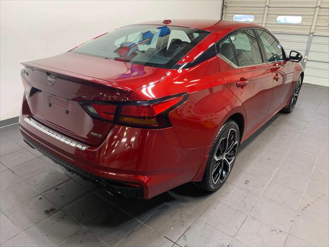 2023 Nissan Altima SR Intelligent AWD