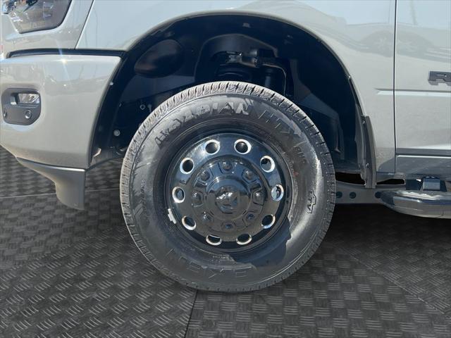 2026 Ram 3500 Laramie Crew Cab 4x4 8' Box