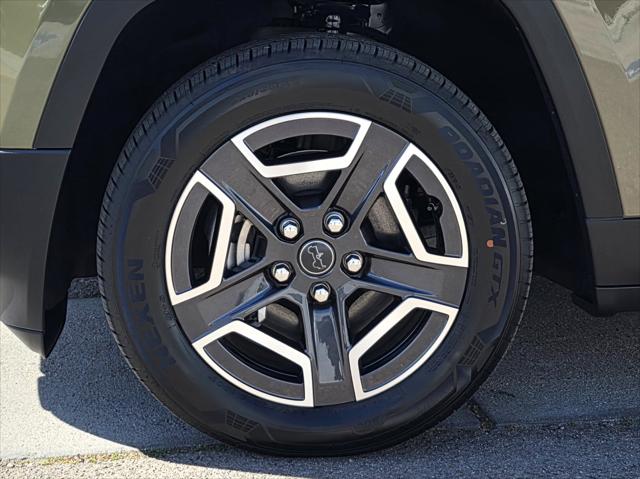 2026 Jeep Cherokee Laredo 4x4