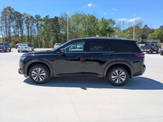 2023 Nissan Pathfinder SL FWD