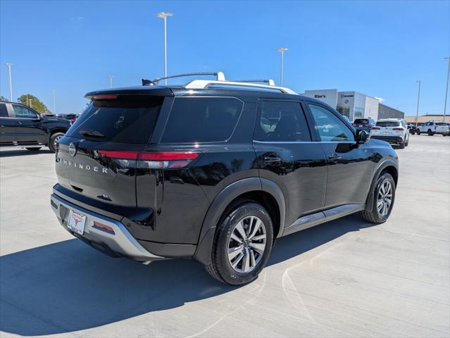 2023 Nissan Pathfinder SL FWD
