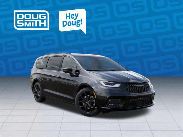 2026 Chrysler Pacifica Select AWD