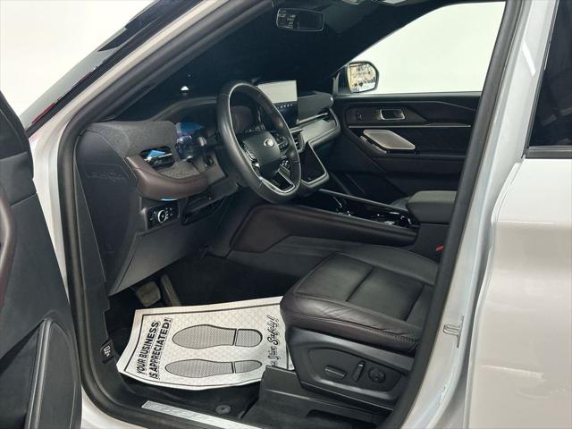 2025 Ford Explorer Platinum