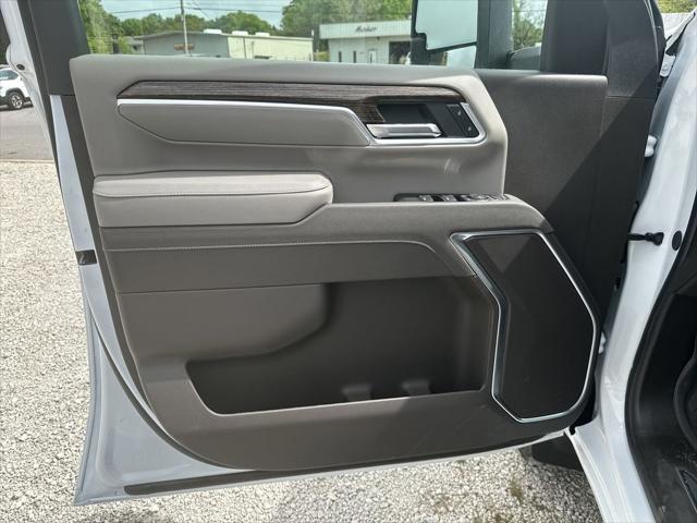 2026 GMC Sierra 3500HD Crew Cab, Long Bed, SLE, 4WD