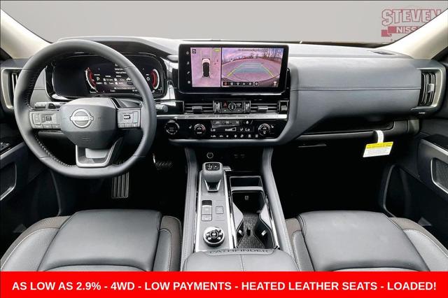 2026 Nissan Pathfinder SL