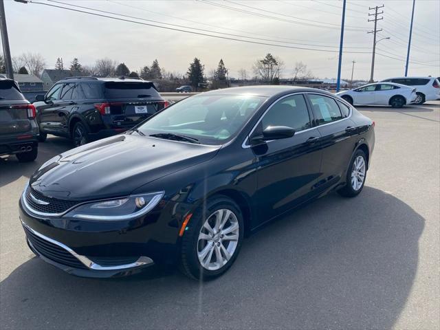 2015 Chrysler 200 Limited for sale in Hibbing, MN