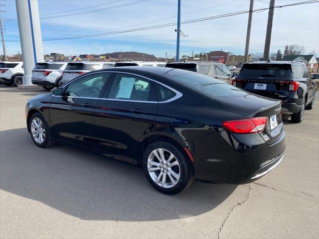 2015 Chrysler 200 Limited