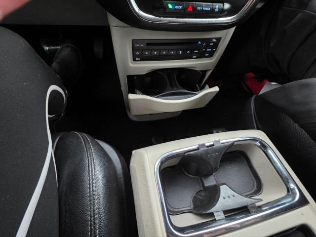 2013 Chrysler Town & Country Touring-L