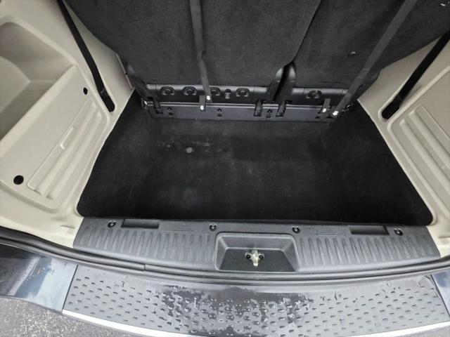 2013 Chrysler Town & Country Touring-L