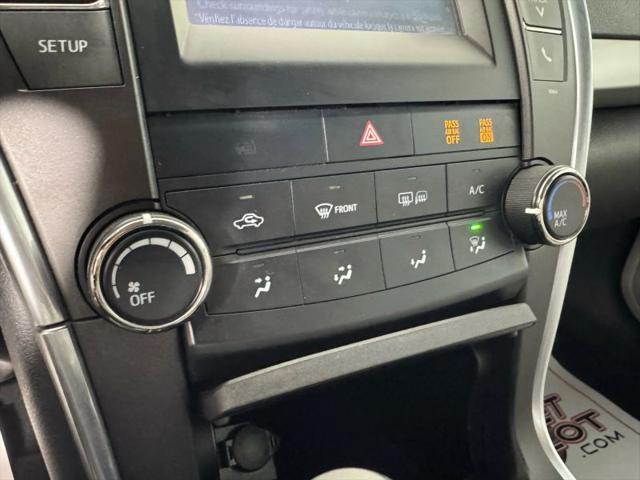 2017 Toyota Camry SE