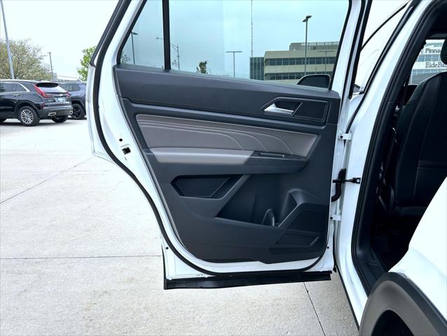2022 Volkswagen Atlas Cross Sport 3.6L V6 SE w/Technology
