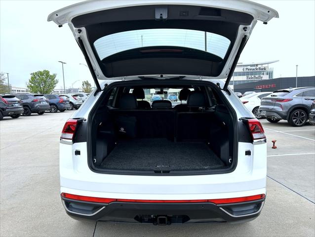 2022 Volkswagen Atlas Cross Sport 3.6L V6 SE w/Technology