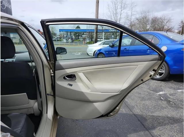 2010 Toyota Camry LE