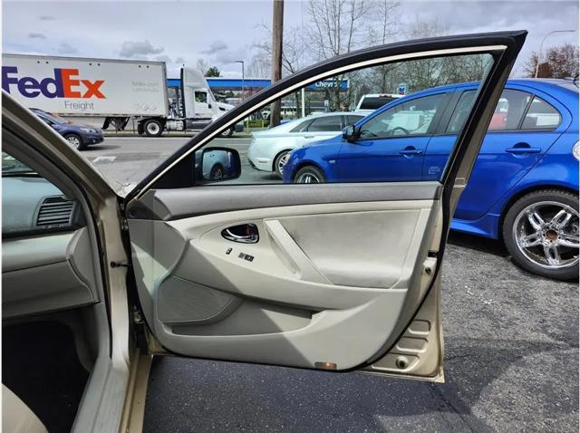 2010 Toyota Camry LE