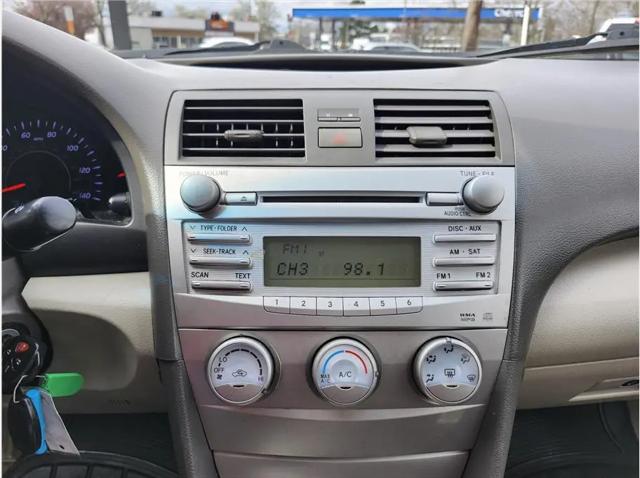 2010 Toyota Camry LE