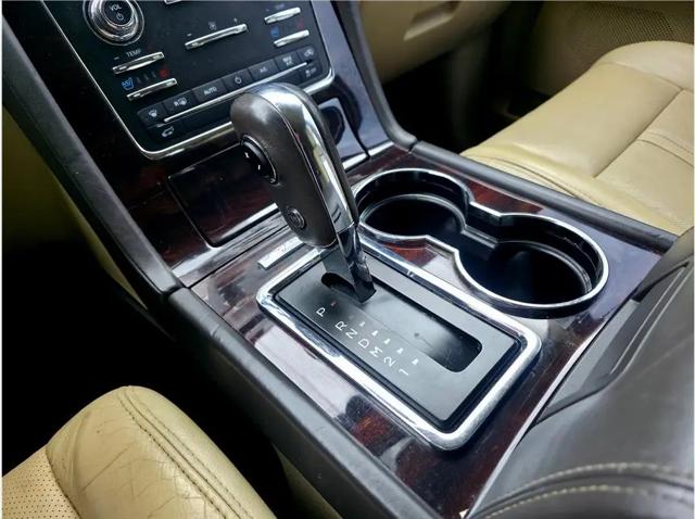 2015 Lincoln Navigator Standard