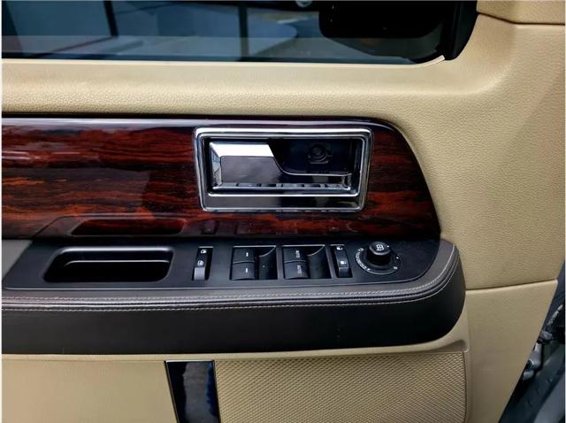 2015 Lincoln Navigator Standard