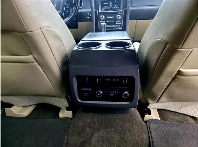 2015 Lincoln Navigator Standard