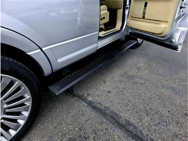 2015 Lincoln Navigator Standard
