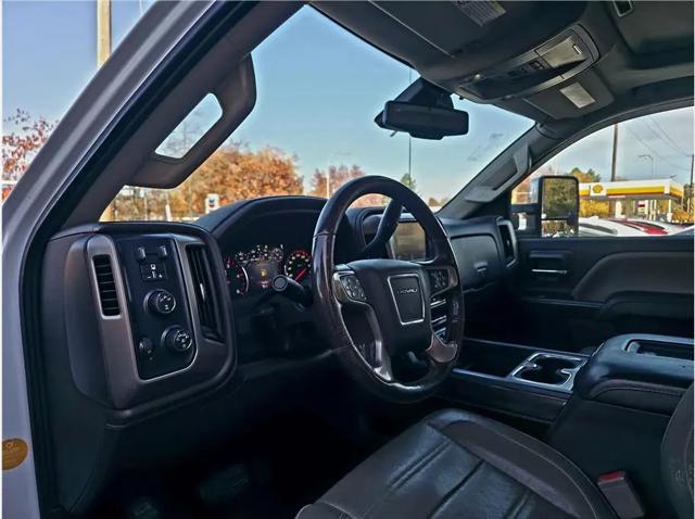 2016 GMC Sierra 3500HD Denali
